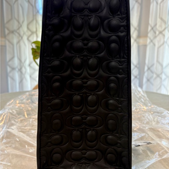 Coach Large Maggie Tote - Picture 4 of 11